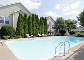 Omaha apartment for rent - West Omaha Luxury Apartments Heated Swimming Pool