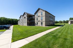 Olathe apartment for rent - Bavarian Village-Exteriors