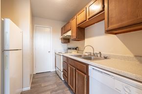 Olathe apartment for rent - Southfork Apartment Two Bedroom Kitchen