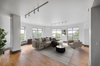 Hardwood & tile flooring