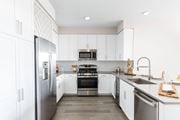 South Amboy apartment for rent - Chef-Inspired Kitchens at Station Bay, South Amboy