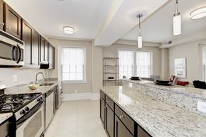 Washington apartment for rent - Expansive Kitchen