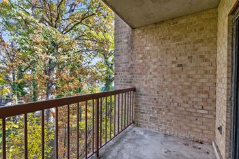 Balcony or terrace with stunning park setting view