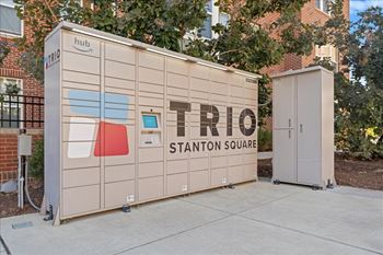 24-Hour access to package lockers