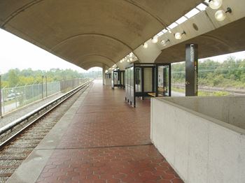 Blocks to landover metro - orange line