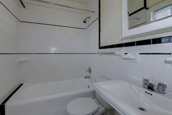Bathtub
