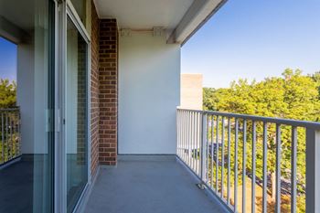 Balcony / patio