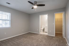 Warner Robins apartment for rent - Bedroom with fan