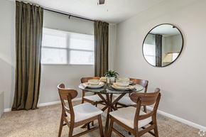 Augusta apartment for rent - the enclave at homecoming terra vista dining room at Summit Augusta, Augusta, GA