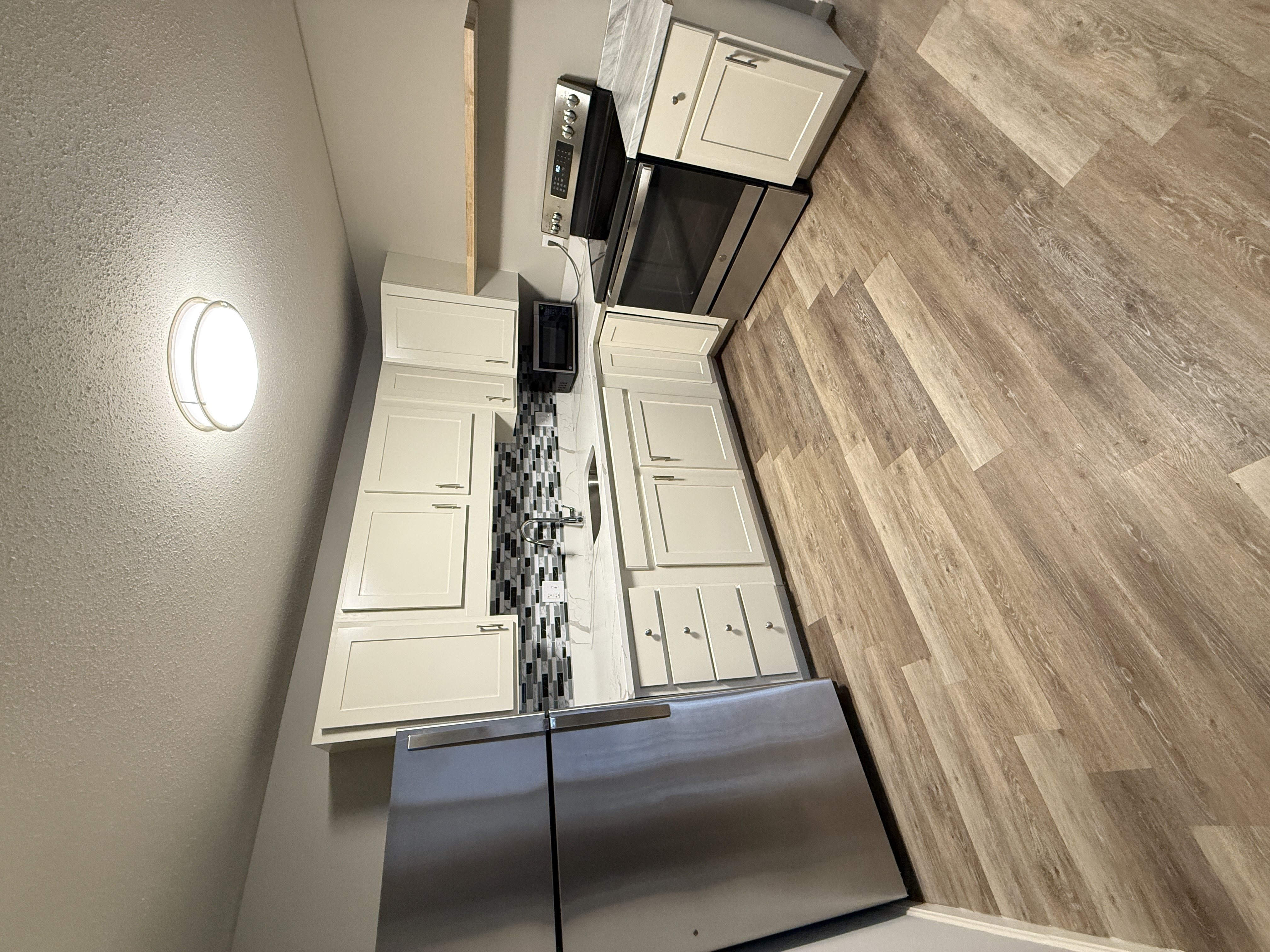 Floor plan for 1 bed, 1 bath, 660 sqft