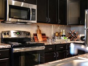 Big Spring apartment for rent - Fully Furnished Kitchen at Reserves at 700, Big Spring, 79720