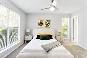 College Park apartment for rent - Large Comfortable Bedrooms at Keita 1875, College Park, GA