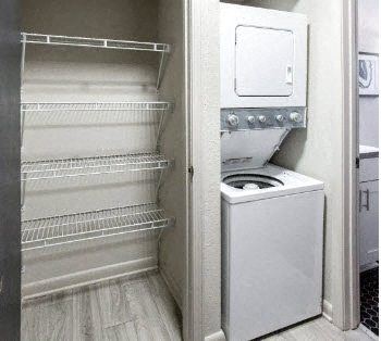 Modern laundry room