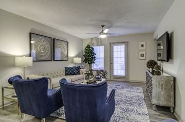 Villa Rica apartment for rent - an open living room with a couch and chairs