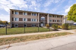 Indianapolis apartment for rent - the building in which the apartment is located