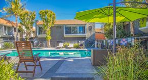 Sherman Oaks apartment for rent - Pool Area