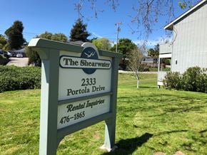 Santa Cruz apartment for rent - the sign in front of the shearer restaurant drive