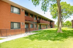Calumet City apartment for rent - Ginger Outside