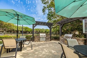 Outdoor kitchens with four gas grills