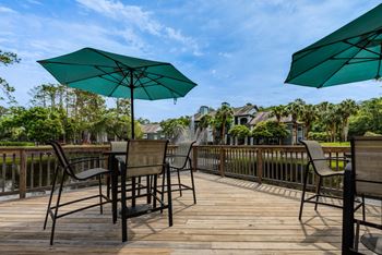 Outdoor kitchens with four gas grills