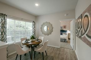 Overland Park apartment for rent - Dining Area at Sandstone Creek, Overland Park, KS