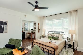 Bedroom with ceiling fan
