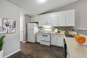 Monroe apartment for rent - Kitchen