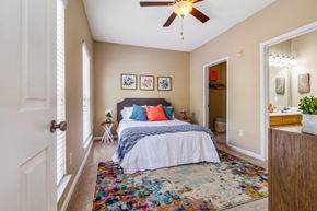 Charlotte townhouse for rent - Bedroom