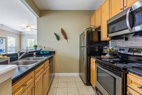 Charlotte townhouse for rent - Kitchen