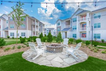 Outdoor patio with firepit