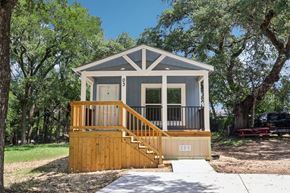 Austin apartment for rent - Apartment Deck at Woodview Apartments, Austin