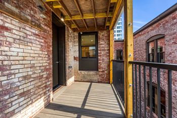 Private outdoor deck