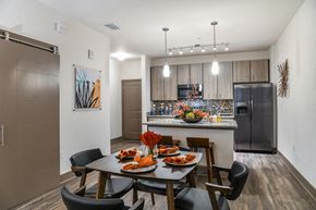 Melbourne apartment for rent - Dining Area at Centre Pointe Apartments in Melbourne, FL