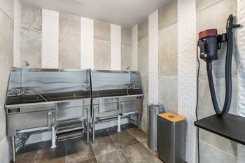 Pet wash center