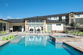 Aurora apartment for rent - Swimming pool area at Arterra Place Apartments, Aurora, CO