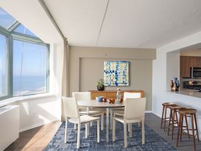 Long Beach apartment for rent - Dining at 10 West Apartments, Long Beach, New York