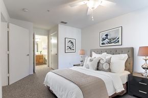 Kissimmee apartment for rent - Spacious Bedroom with Closet and Ensuite Bath