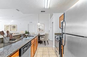 Seffner apartment for rent - Kitchen and Dining Room