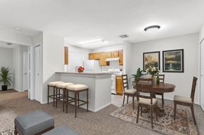 Oviedo apartment for rent - Kitchen and Dining Area