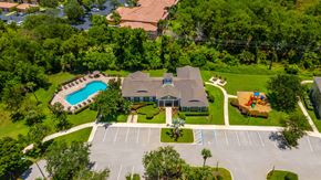 Jensen Beach apartment for rent - additional photo for property listing at chic digs with room to stretch out in the village 22 car
