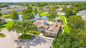 Saint Cloud apartment for rent - Aerial View of Clubhouse