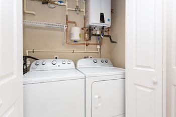 In-unit washer/dryer