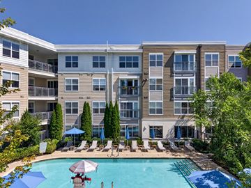 Swampscott apartment for rent - The Landing at Vinnin Square