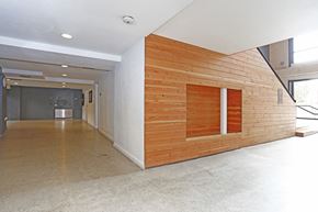 Oakland apartment for rent - Common Area Lobby/Hallway