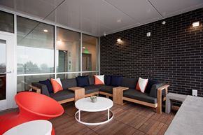 Portland apartment for rent - community room seating