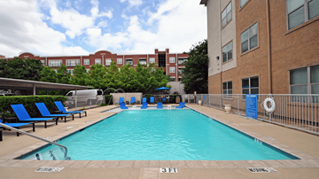 Dallas apartment for rent - A swimming pool with a depth marker at 3 feet.