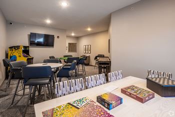 Craft/game room