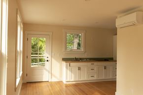 Tisbury apartment for rent - interior of apartment at Perlman