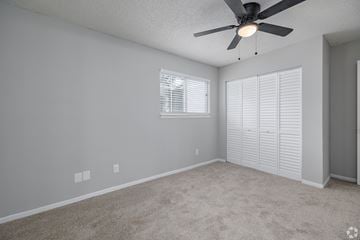 Avondale Estates apartment for rent - Avondale Place Apartments