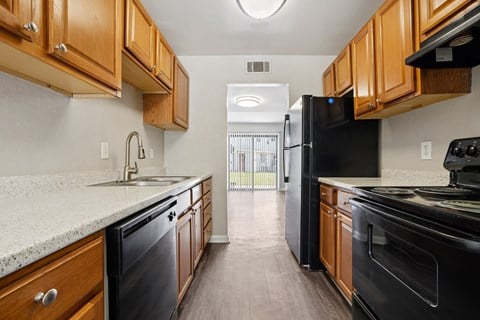 Floor plan for 2 beds, 1.5 baths, 1024 sqft